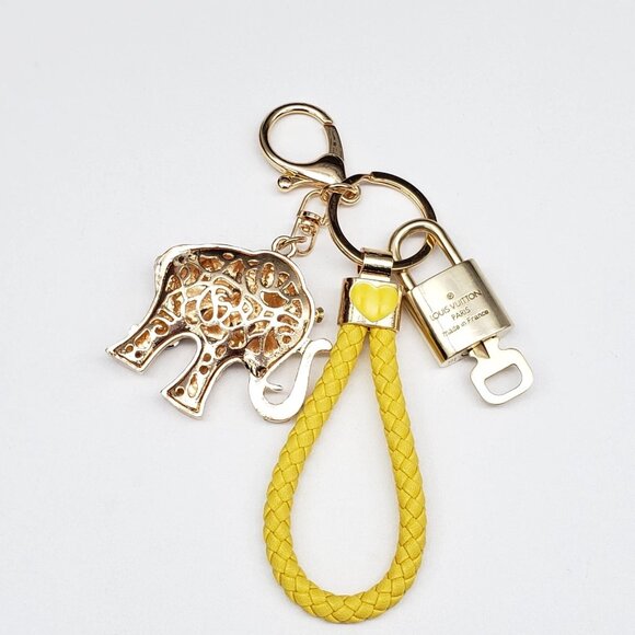 Authentic Louis Vuitton Lock & Key with unbranded Elephant Bagcharm, Keycharm - Picture 4 of 8